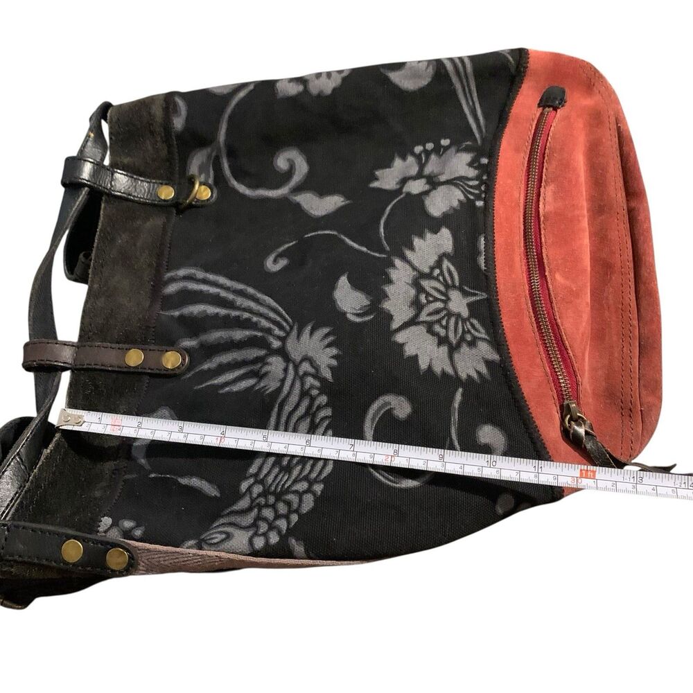 VTG Lucky Brand Leather Canvas Backpack Bag Floral Black Red Y2K Boho Drawstring - Picture 12 of 16